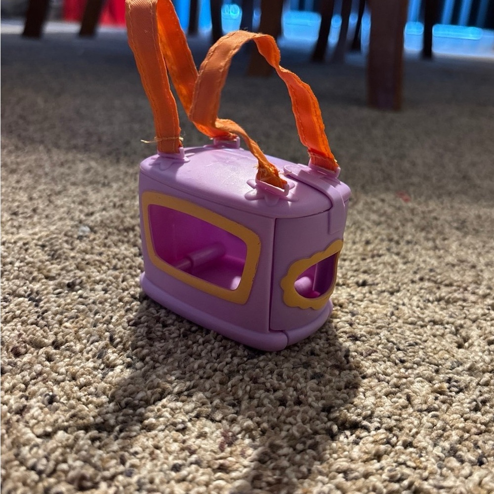 LPS portable pet carrier from 2004